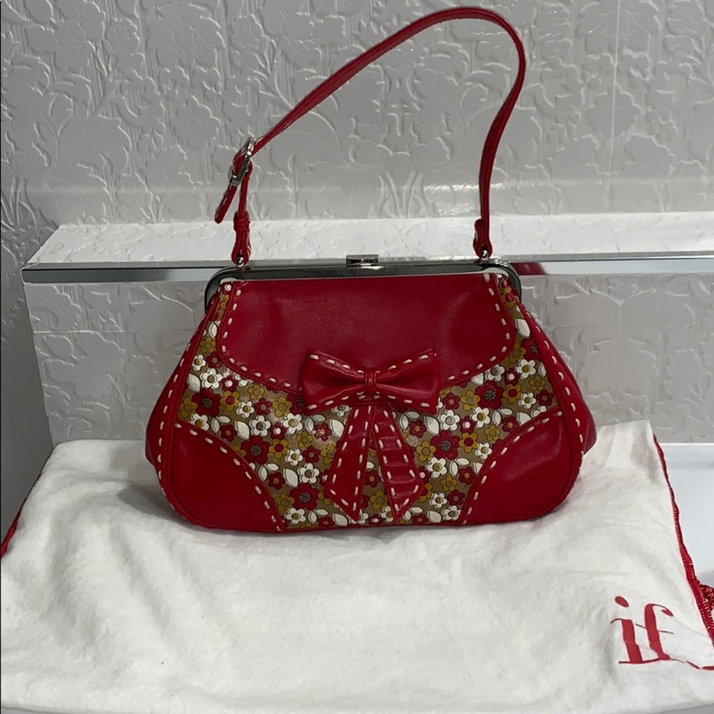 Isabella Fiorella red satchel
